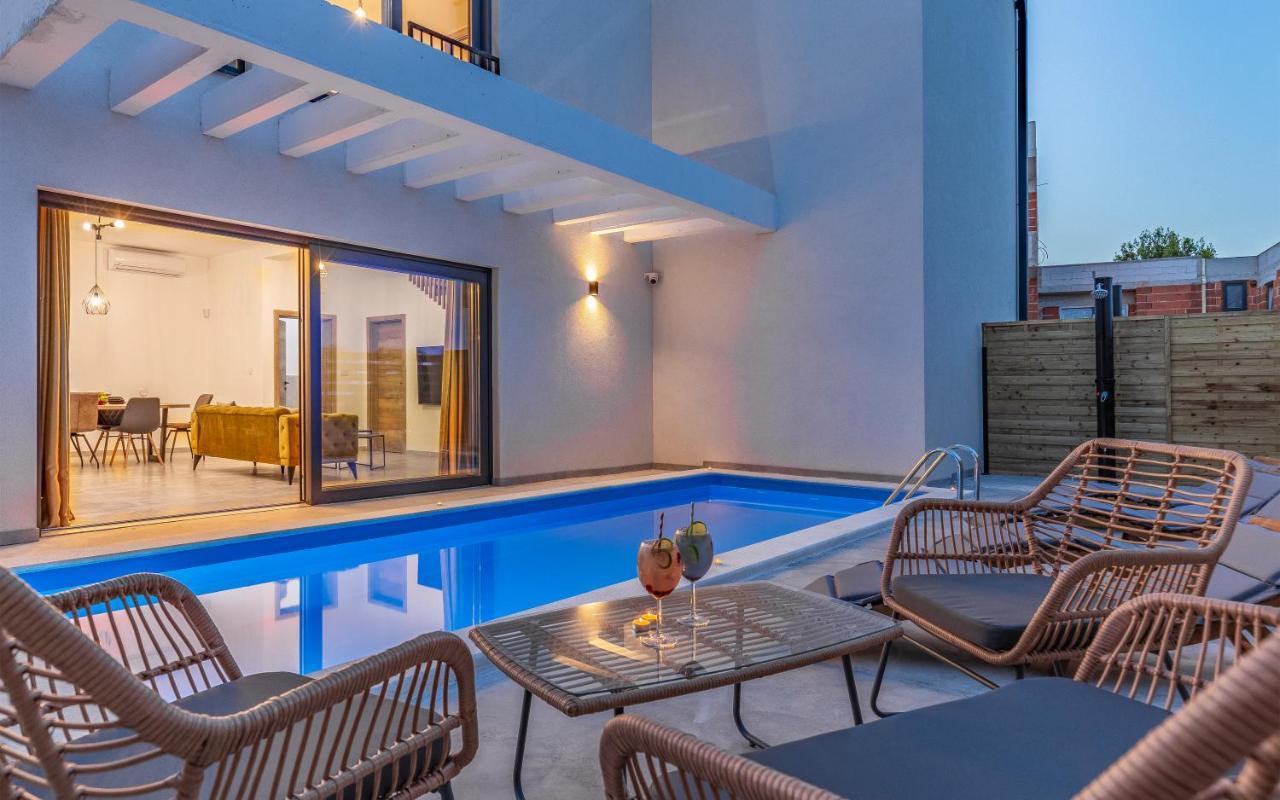 Villa Rougemarin - Marin With Private Pool Medulin Exterior photo